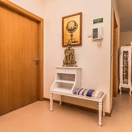 Pink House - Tabua Semesterbostad