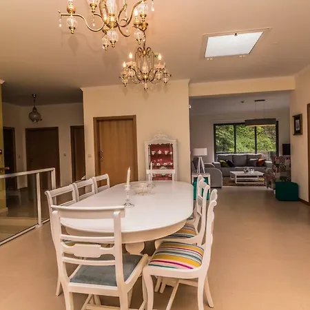 Pink House - Tabua 度假居 *