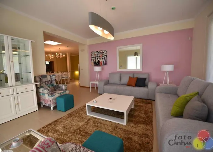 Prázdninový dům Pink House - Tabua *