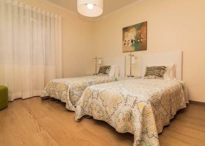 Pink House - Tabua Semesterbostad